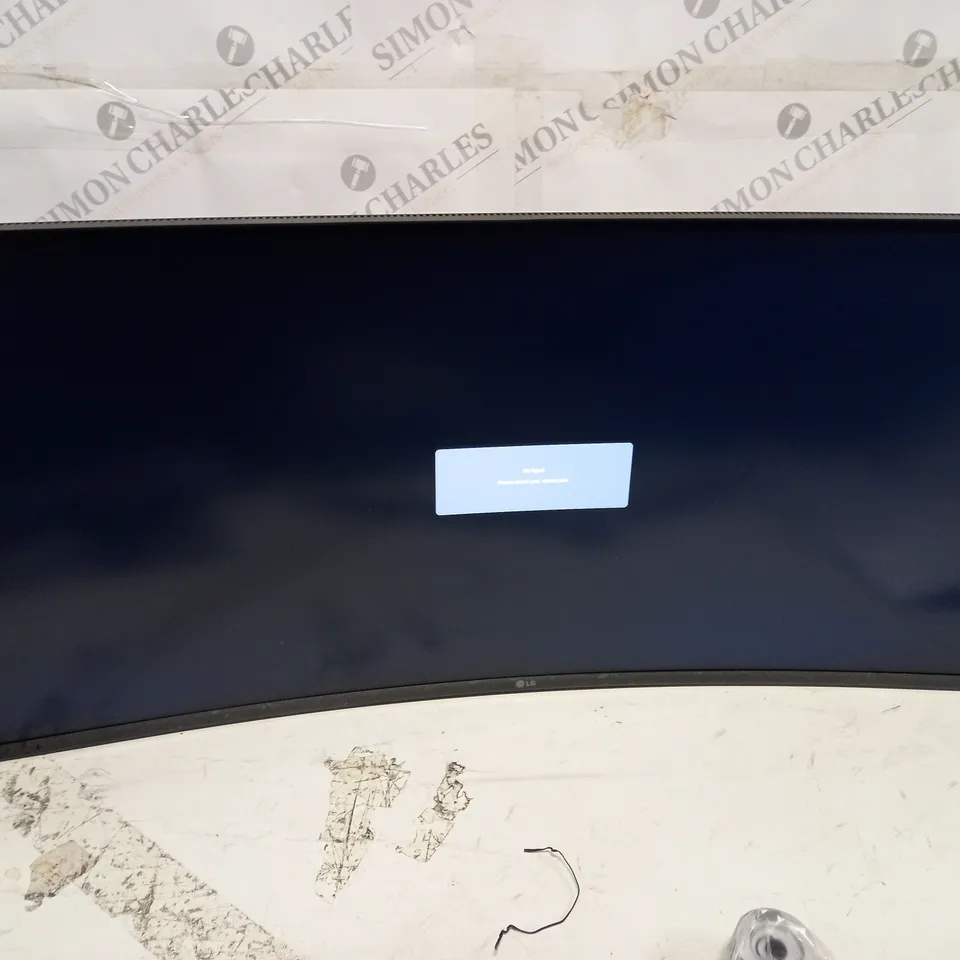 BOXED LG ULTRAWIDE CURVED 34" MONITOR - 34WR50QC