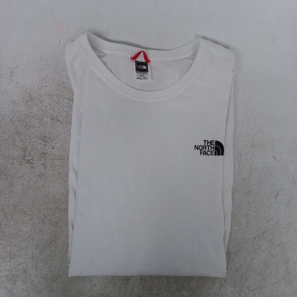 THE NORTH FACE SHORT SLEEVE T-SHIRT IN WHITE SIZE XL