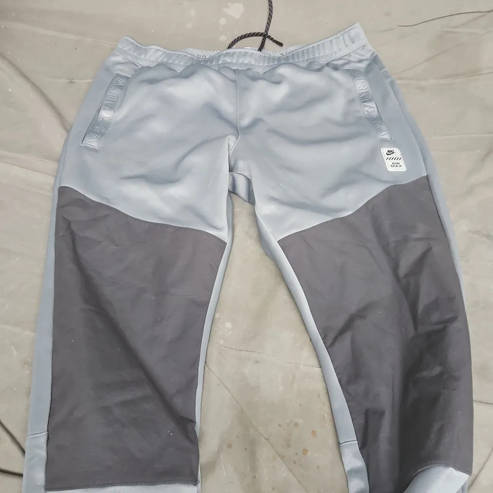 NIKE AIR MAX JOGGERS – LIGHT GREY & CHARCOAL, XL
