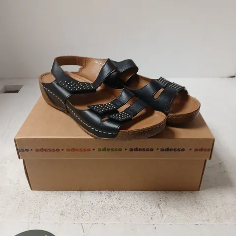 ADESSO BLACK LEATHER SANDALS – 6