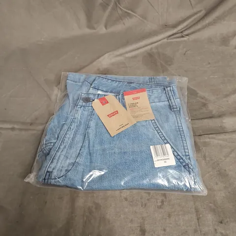 LEVI'S CARRIER CARGO SHORTS IN BLUE SIZE 32