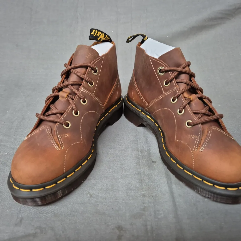 BOXED PAIR OF DR MARTENS CHURCH SHOES IN TAN UK SIZE 4