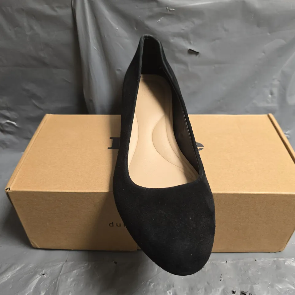 BOXED DUNE 011 BRACKET LOW HEEL COMFORT - SIZE 5 