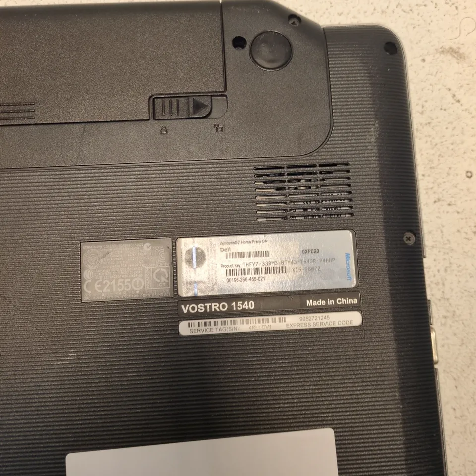 DELL VOSTRO 1540 LAPTOP – BLACK, WINDOWS 7 HOME PREMIUM