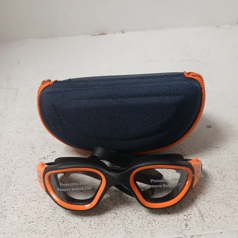 ZONE3 VAPOUR PHOTOCHROMATIC LENSES – ORANGE/BLACK WITH CASE