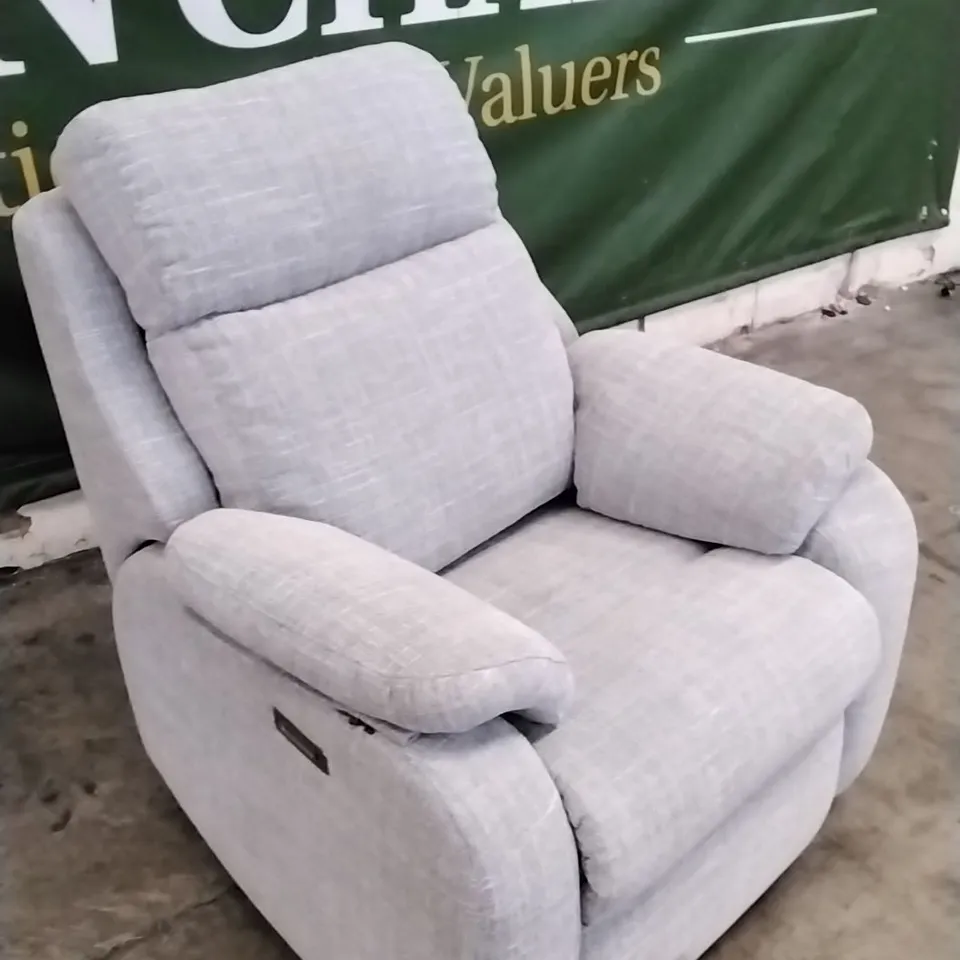 QUALITY BRITISH DESIGNED & MANUFACTURED G PLAN KINGSBURY POWER RECLINER CHAIR BEACH DUCK EGG FABRIC