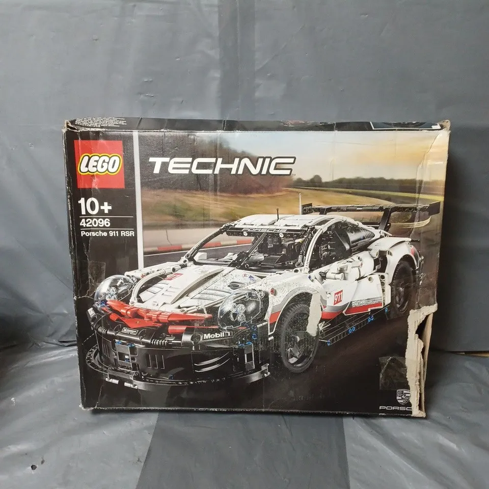 BOXED LEGO TECHNIC PORSCHE 911 RSR - 42096