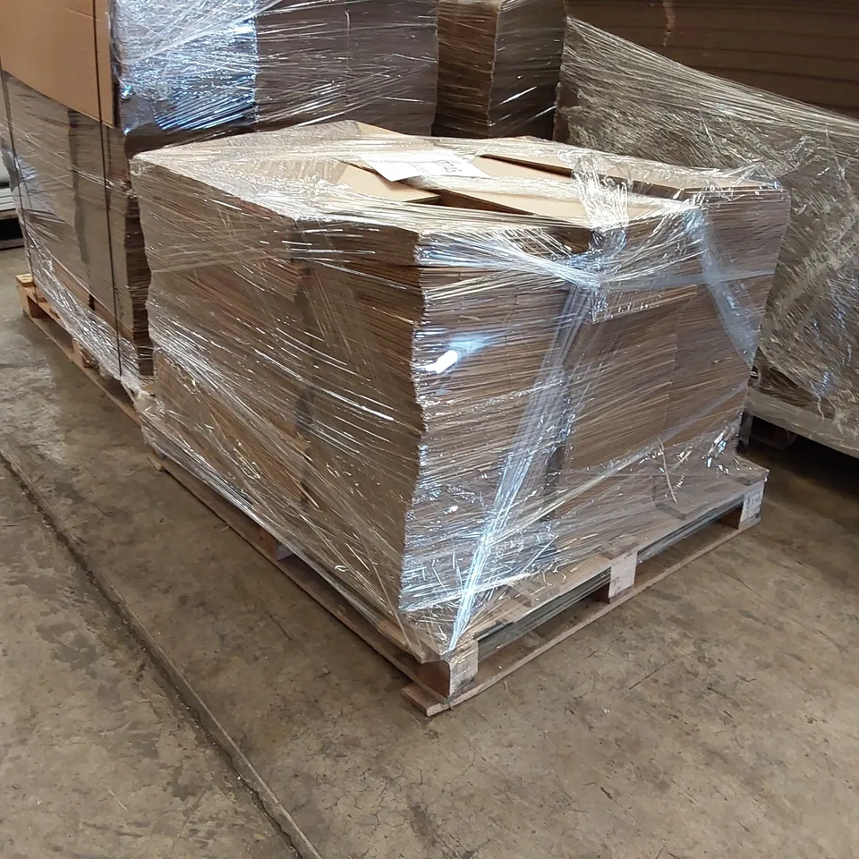 PALLET OF ASSORTED CARDBOARD BOXES (QUANTITY AND SIZES UNSPECIFIED)