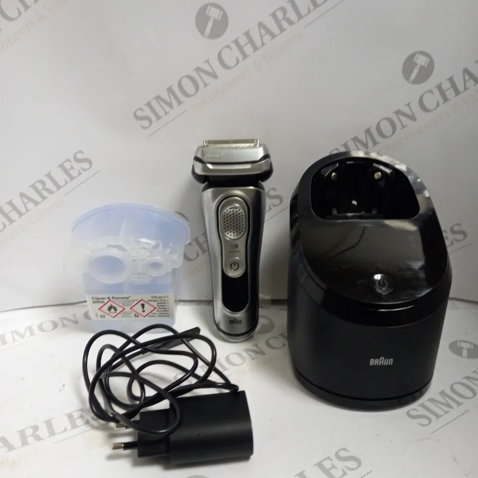 BOXED BRAUN SERIES 9 MEN'S GROOMING SYSTEM 9390CC SILVER 
