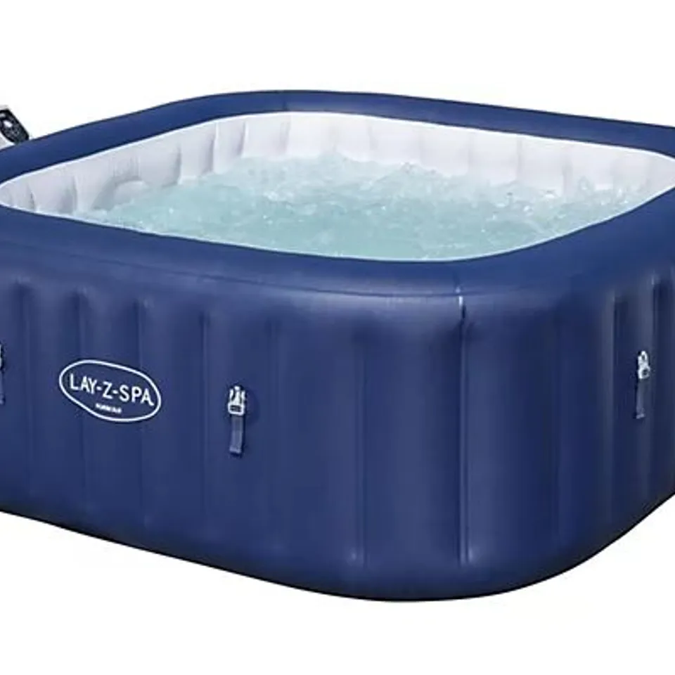 BOXED LAY-Z-SPA HAWAII 6 PERSON INFLATABLE HOT TUB