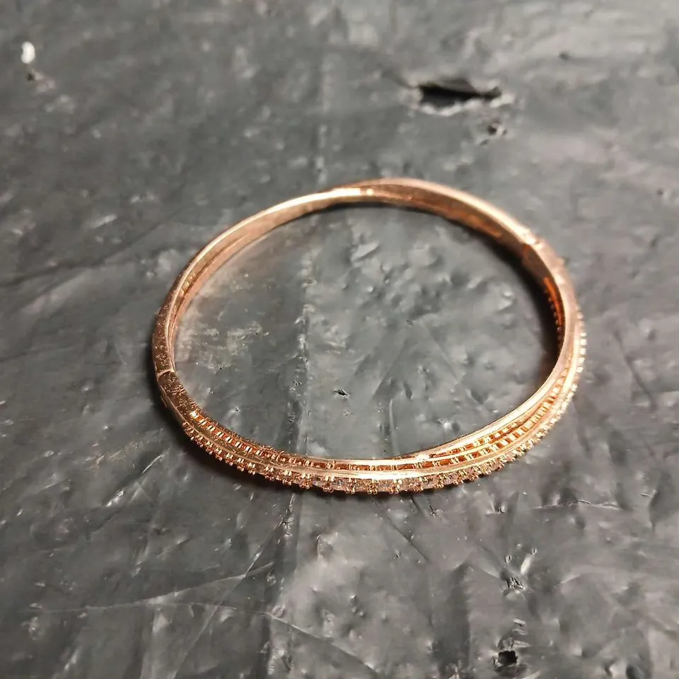 BOXED SWAROVSKI ROSE GOLD-TONE PAVÉ-SET BANGLE BRACELET