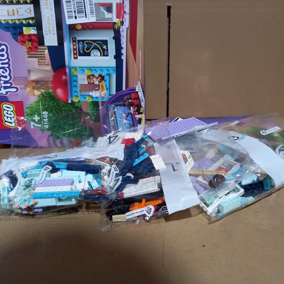 LEGO FRIENDS HEARTLAKE CITY MOVIE THEATER RRP £45
