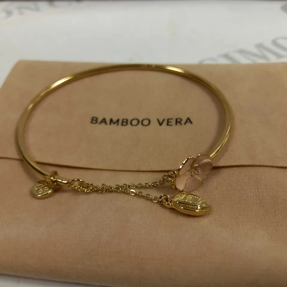BOXED BAMBOO VERA ENAMELLED CAMELLIA BANGLE