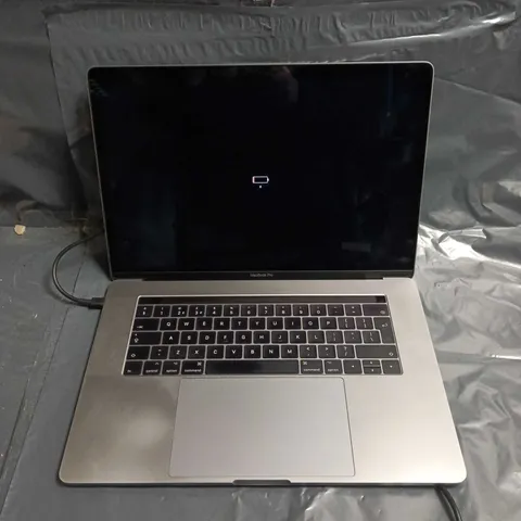UNBOXED APPLE MACBOOK PRO 13-INCH LAPTOP IN SILVER - A1707