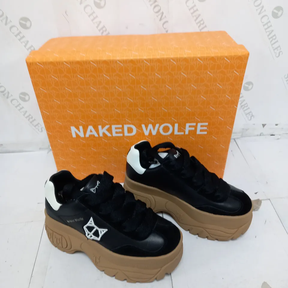 BOXED PAIR OF NAKED WOLFE WARRIOR BLACK RAISED TRAINERS UK 3 