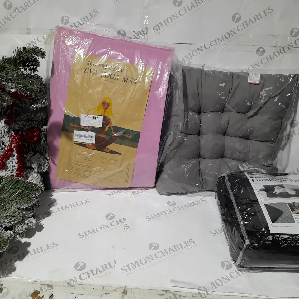 APPROXIMATELY 15 ASSORTED ITEMS TO INCLUDE - ECO FRIENDLY EVA YOGA MAT - GARDEN CHAIR CUSHION - FURNITURE PROTECTOR ECT