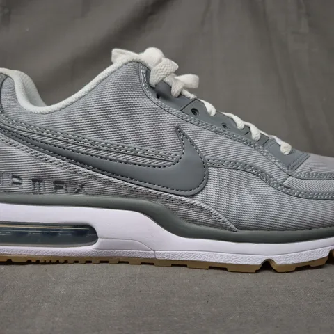 PAIR OF NIKE AIR MAX SHOES IN GREY UK SIZE 9.5