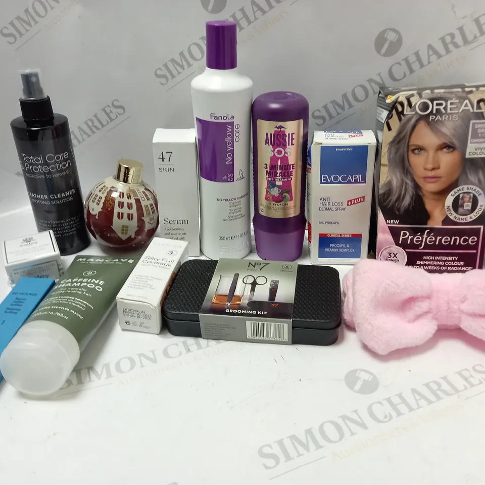 LOT OF BEAUTY ITEMS TO INCLUDE N07 GROOMING KIT, ETC