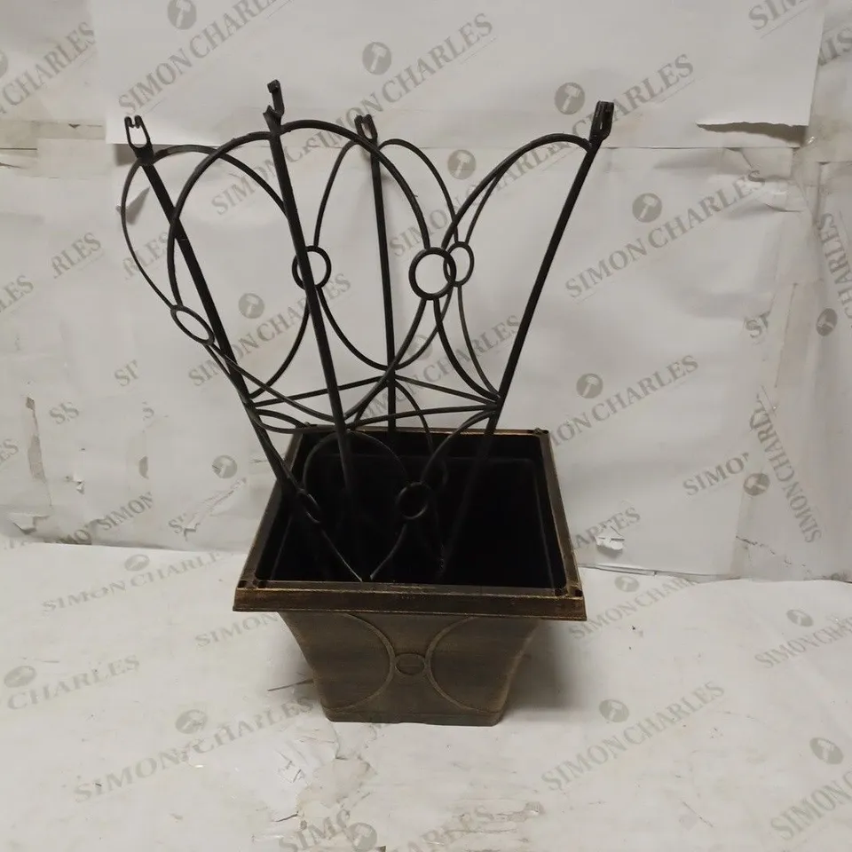 ECLIPSE PLANTER & CAGE TRELLIS RRP £19.99