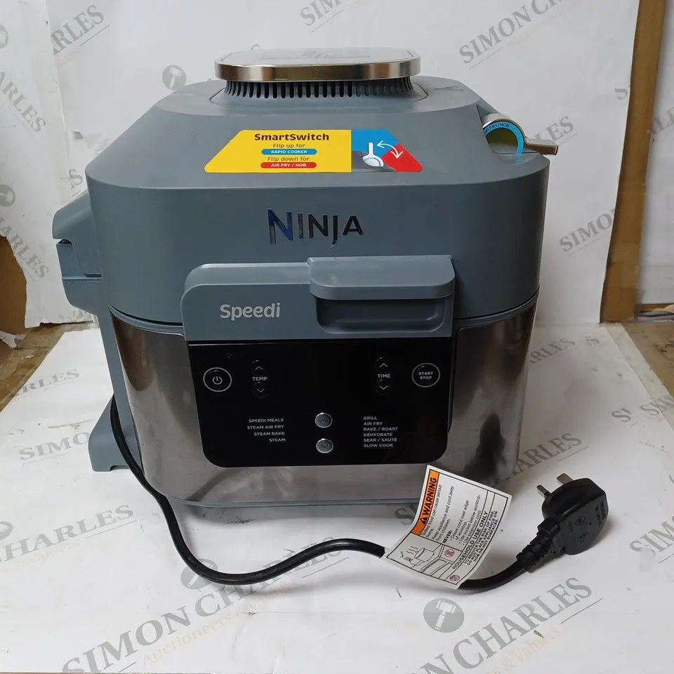 BOXED NINJA SPEEDI 10-IN-1 5.7L RAPID-COOKER & AIR FRYER ON400UK