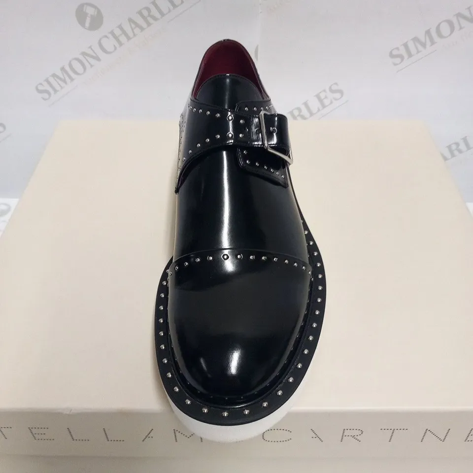 PAIR OF BOXED STELLA MCCARTNEY SCARPA DANA BLACK LADIES SHOES SIZE 39