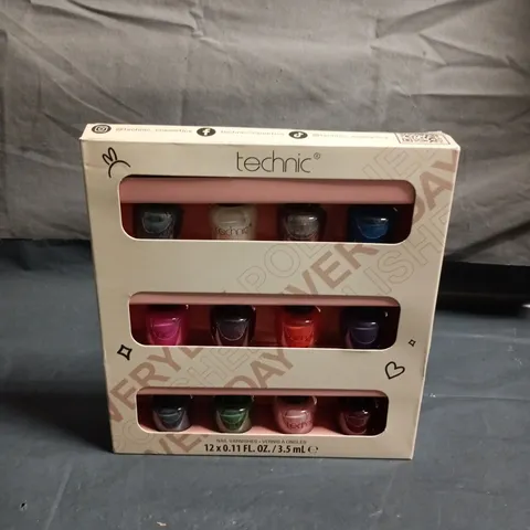 TECHNIC NAIL VARNISH SET – 12 X 3.5 ML