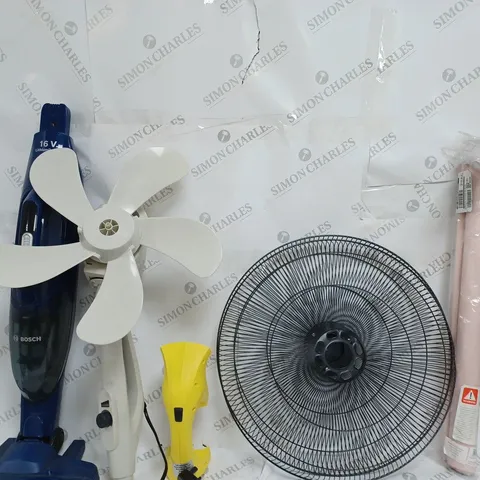 CAGE OF APPROX 7 ITEMS TO INCLUDE - BLACKOUT ROLLER BLIND 60X160CM - WINDOW VAC PARTS - BOSCH NAVY VACUUM ECT - COLLECTION ONLY