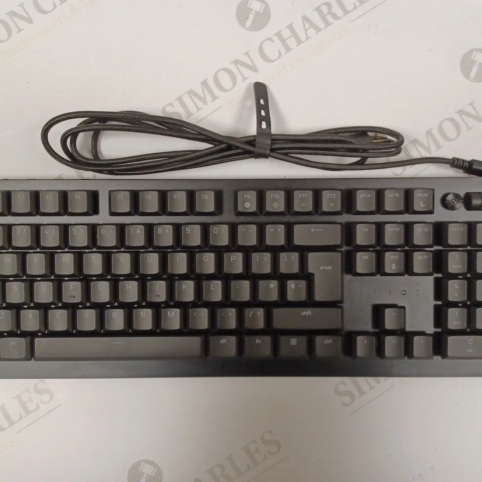 RAZER DEATHSTALKER V2 PRO WIRELESS LOW-PROFILE OPTICAL GAMING KEYBOARD