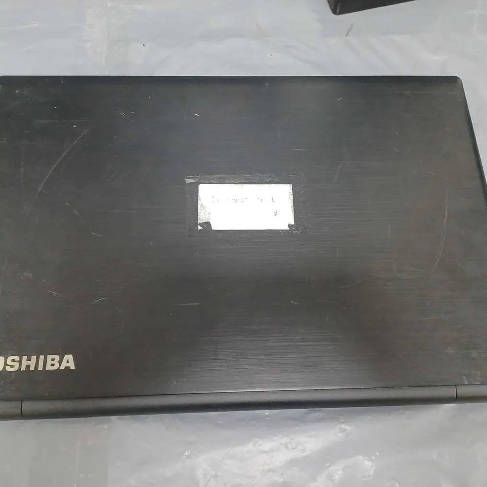 TOSHIBA SATELLITE PRO R50-C 15 INCH I3-6006U 2.00GHZ