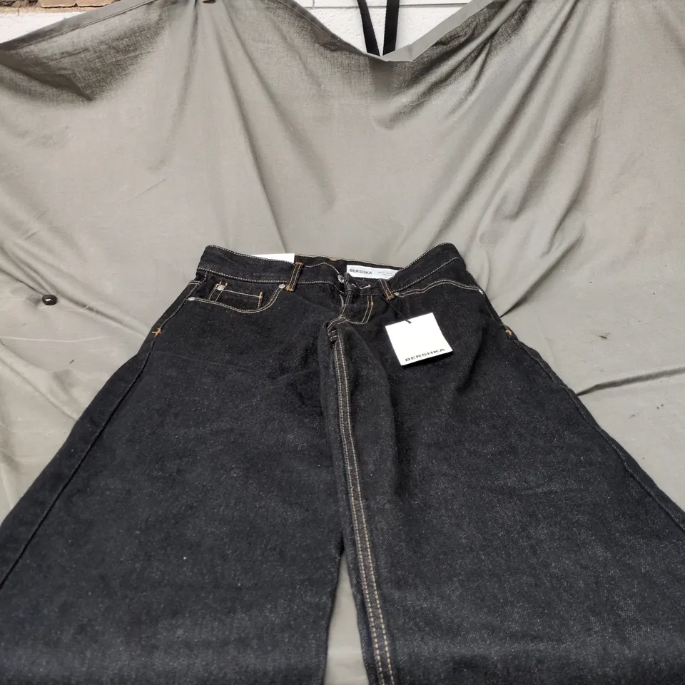 BERSHKA BLACK JEANS 34 BOYFRIEND TALL TAGGED