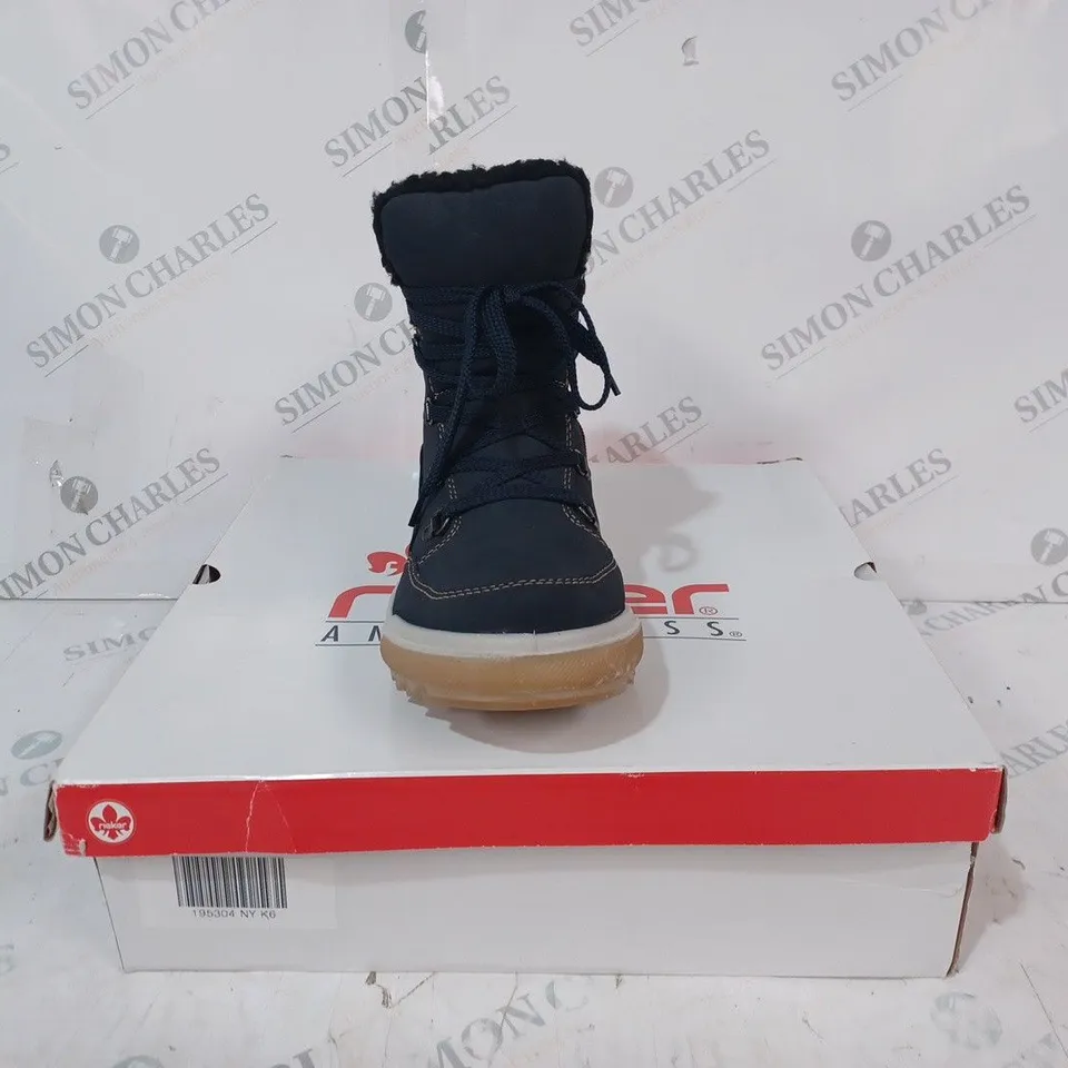 BOXED PAIR OF RIEKER WARM HIKING BOOTS, NAVY - SIZE 6 
