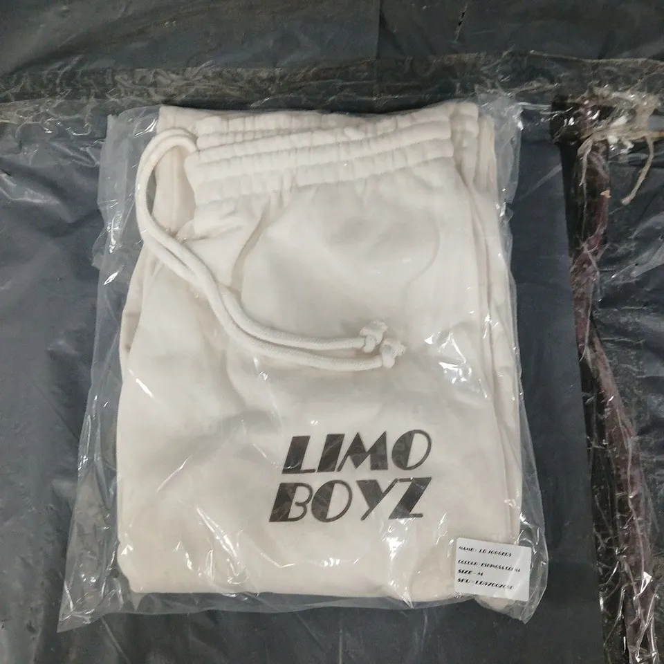 12 BAGGED LIMO BOYZ ESPRESSO JOGGERS IN MEDIUM