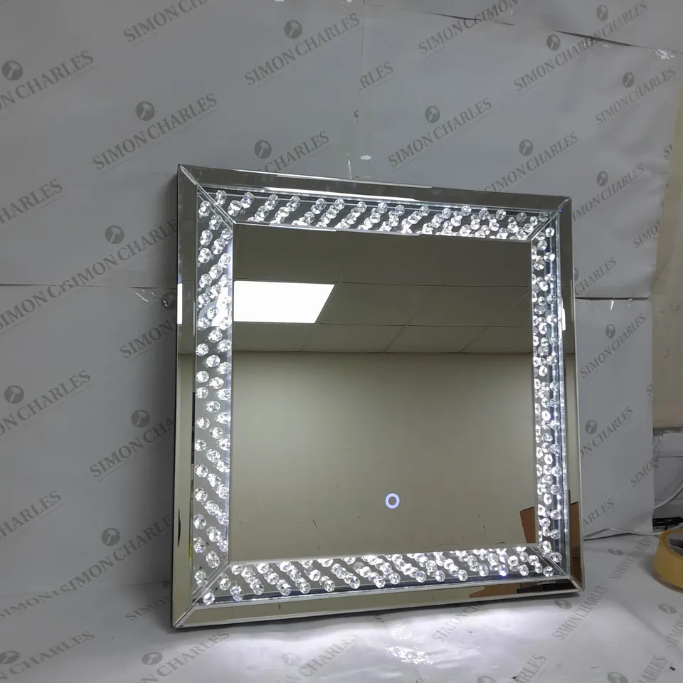 JULIEN MACDONALD DIAMOND MIRROR WITH LIGHT 60-60