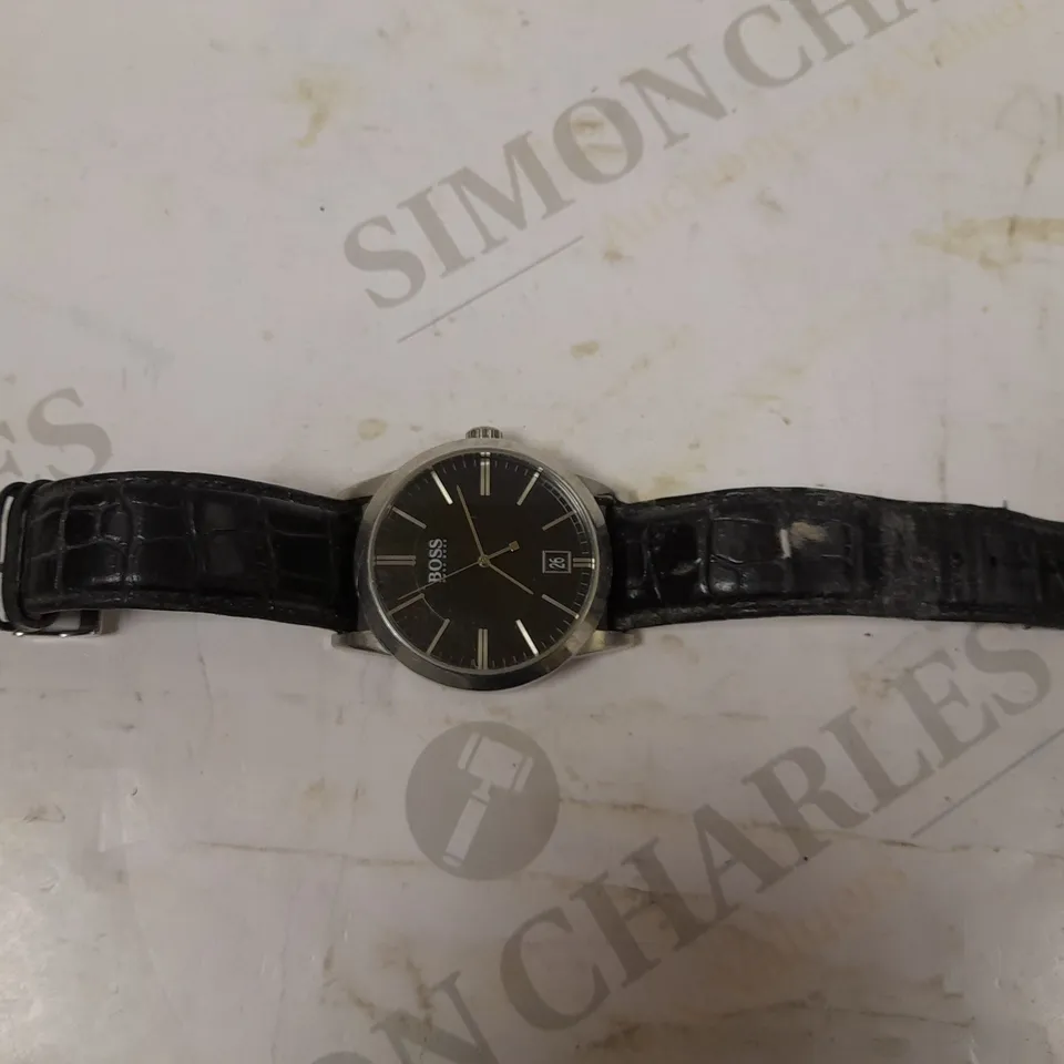 HUGO BOSS BOX SET WITH CUFFLINKS GENTS LEATHER WATCH 1570044