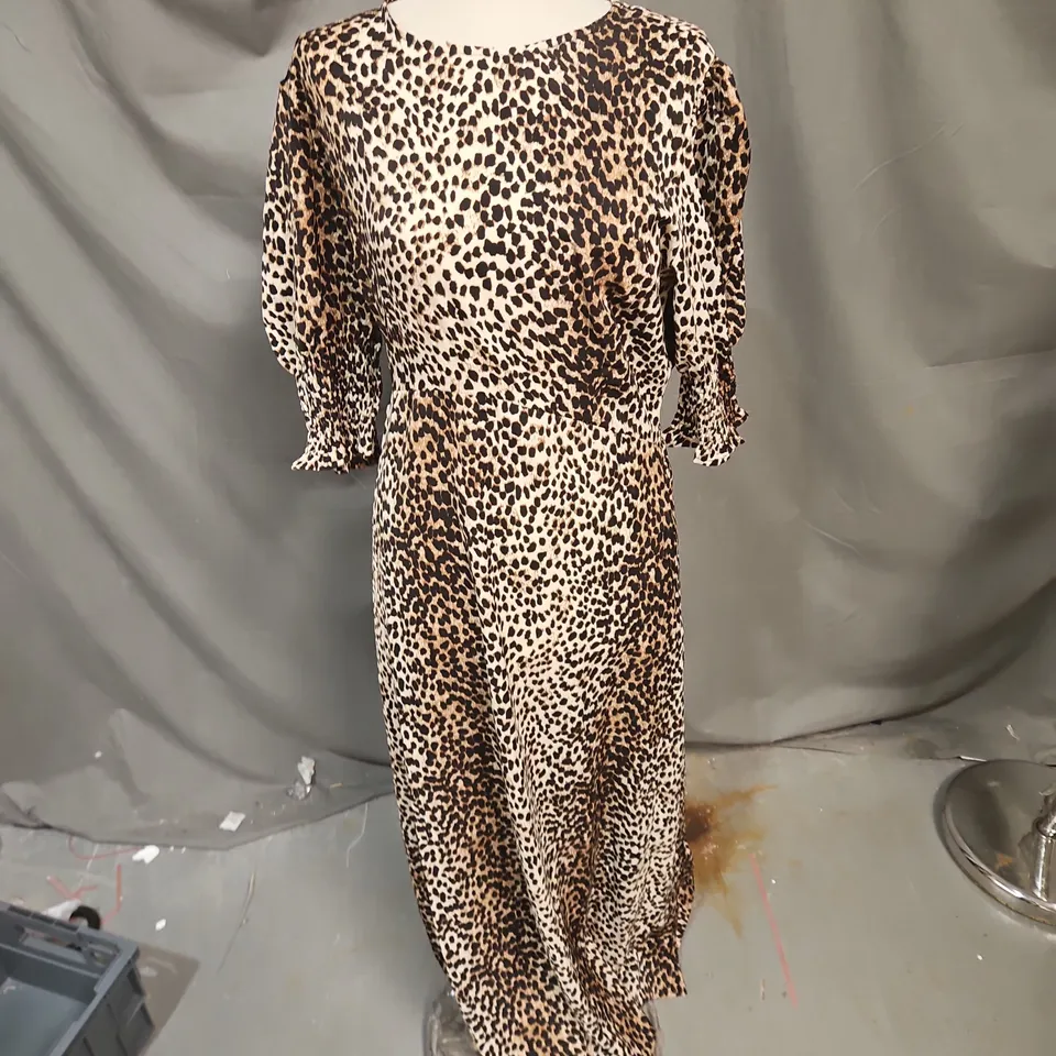 LEOPARD PRINT PUFF-SLEEVE MAXI DRESS - WOMEN'S (SIZE L)