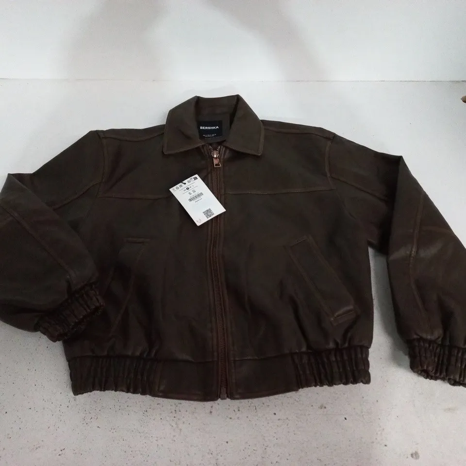 BERSHKA LEATHER EFFECT CROPPED JACKET IN BROWN - EUR S