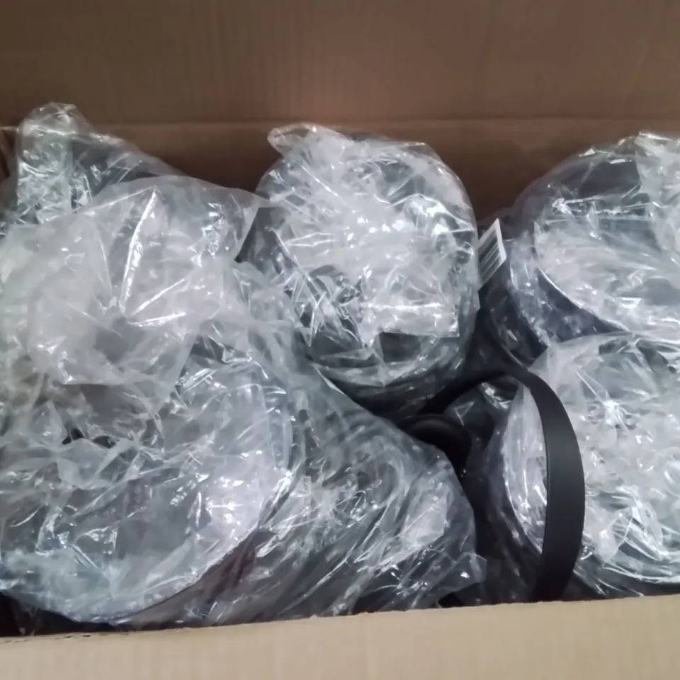 BOXED APPROXIMATELY 100PCS EASY CLEAN HEADPHONES WITH LEATHER EARPADS
