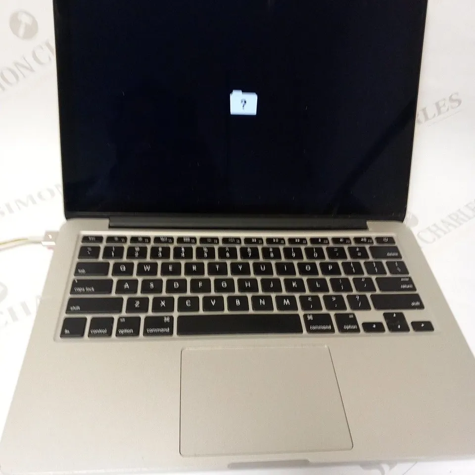 APPLE MACBOOK PRO (A1502 EARLY 2015)