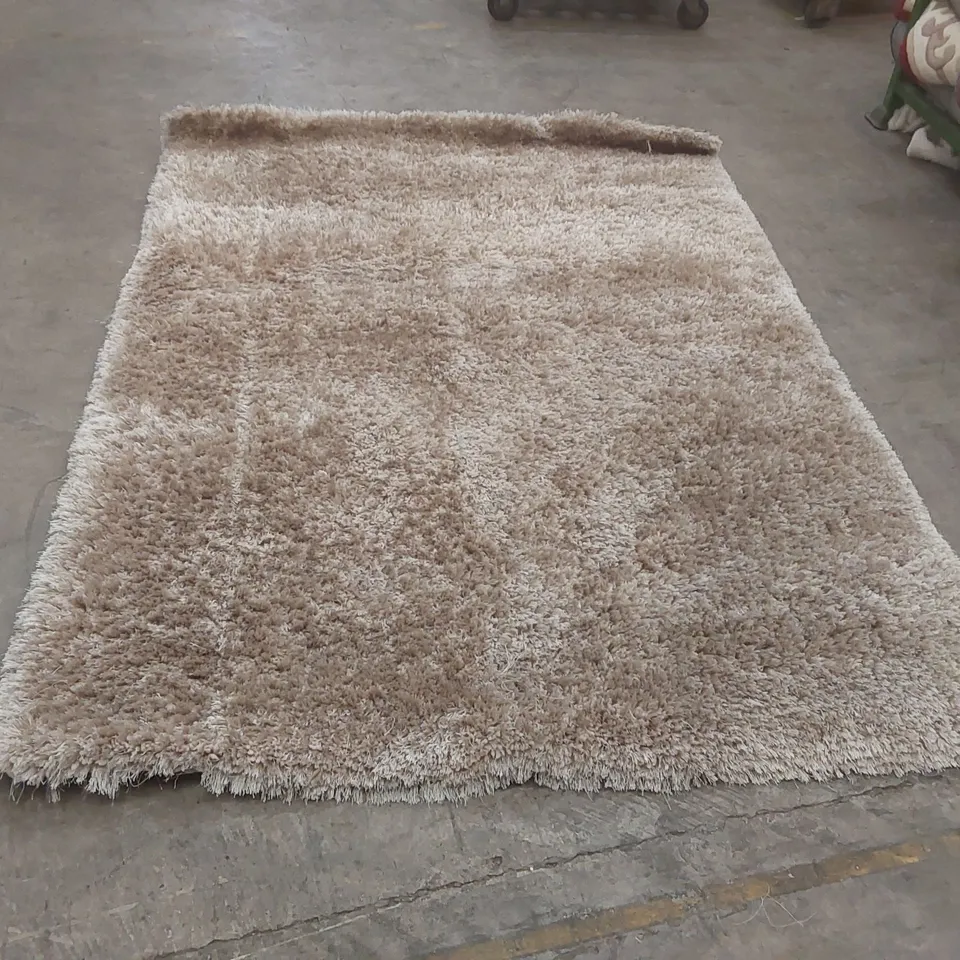 QUALITY DESIGNER AREA RUG - APPROXIMATELY 230 x 160cm