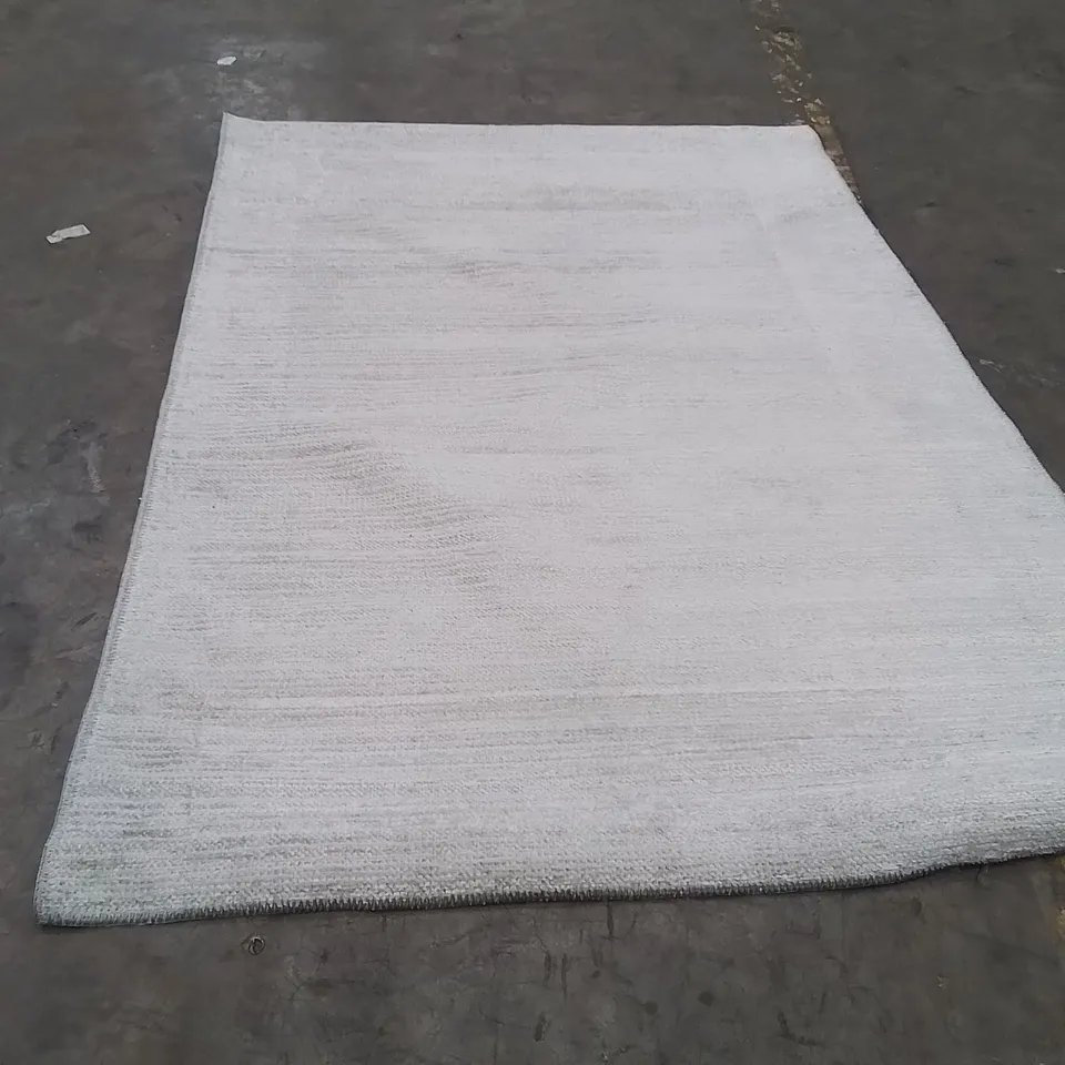 QUALITY DESIGNER AREA RUG - APPROXIMATELY 165x113cm