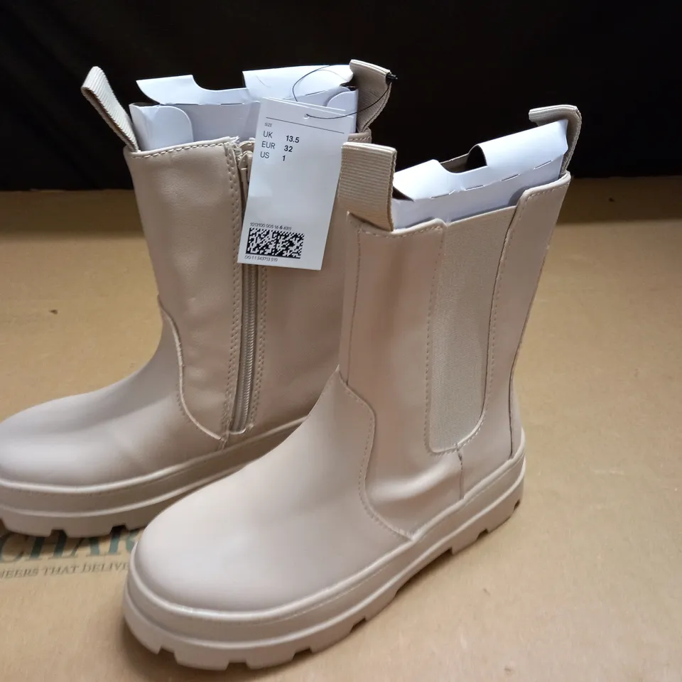 H&M LIGHT BROWN BOOTS - UK 13.5
