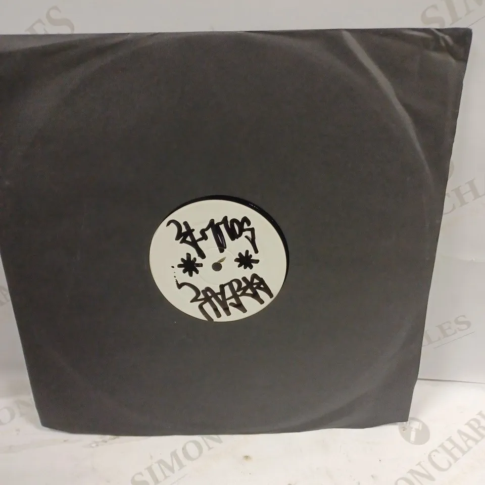 BOX TO CONTAIN APPROX. 10 X ASSORTED MUSIC VINYL'S. ARTISTS VARY 