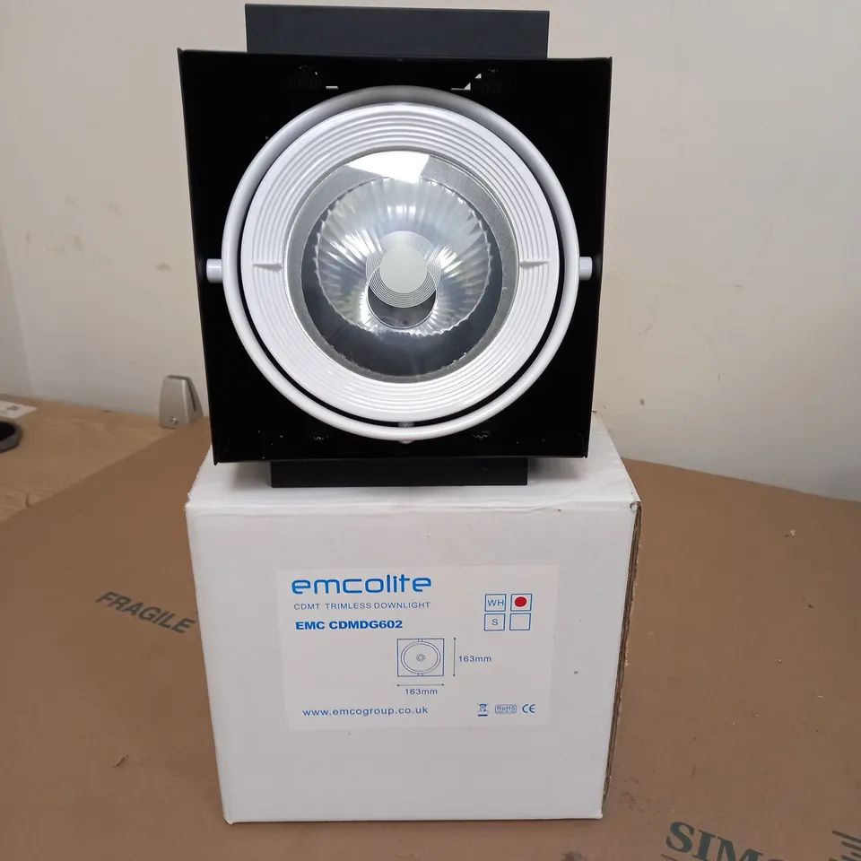 BOX OF 8 EMCOLITE CDMT TRIMLESS DOWNLIGHT 