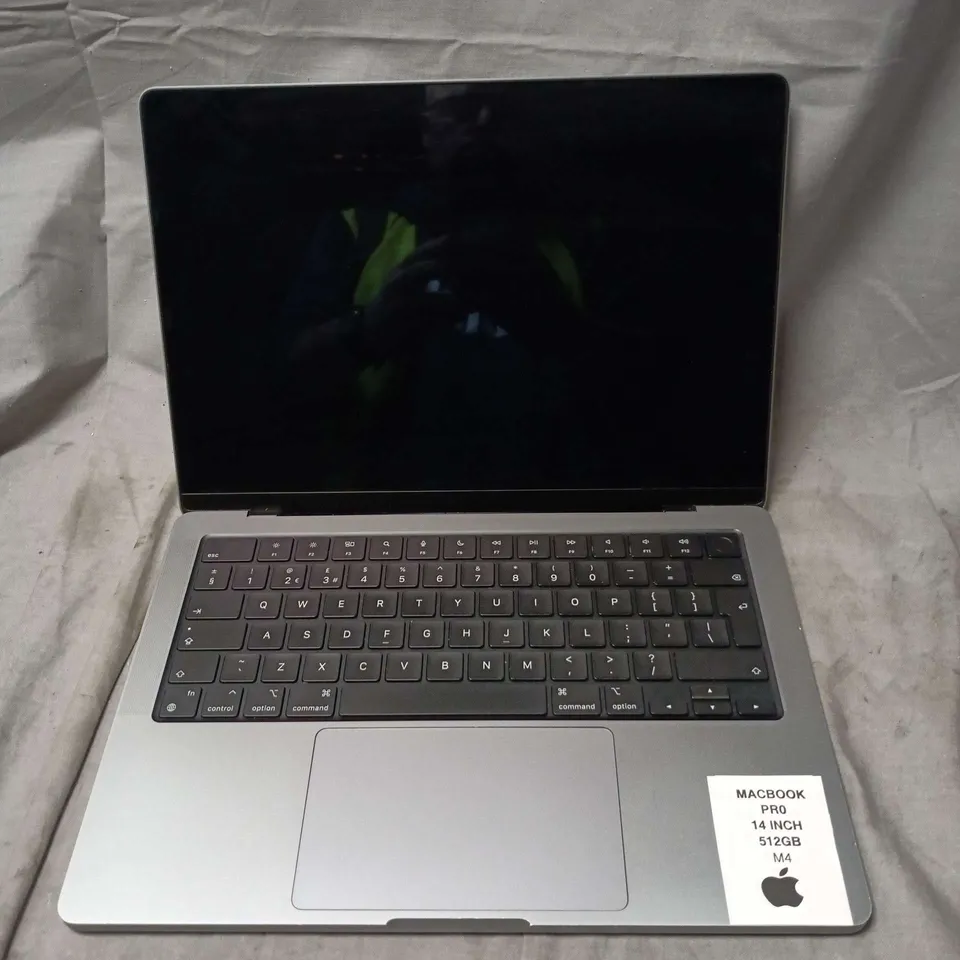 APPLE MACBOOK PRO 14 INCH 512GB M4 SILVER