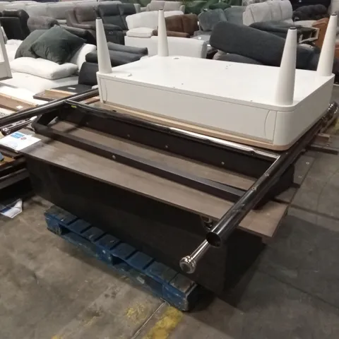 PALLET OF ASSORTED INCOMPLETE OR DAMAGED DESIGNER FURNITURE AND FURNITURE PARTS