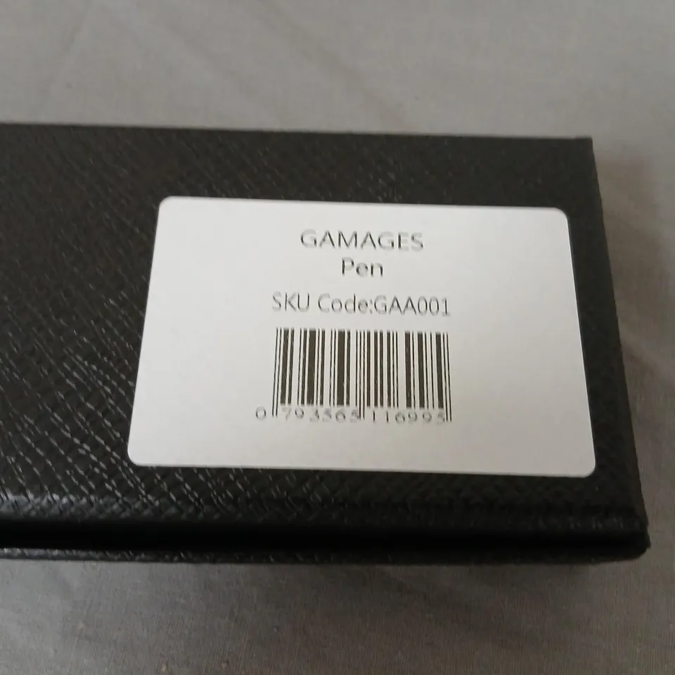 GAMAGES LONDON PEN – BLACK LACQUER WITH GOLD TRIM