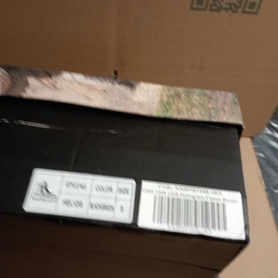 BOXED PAIR OF KOI CHA CHA CHA HOLOGRAM BOOTS - SIZE 5