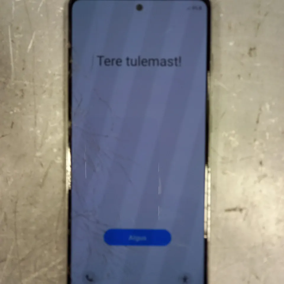 SAMSUNG GALAXY S20 SMARTPHONE 