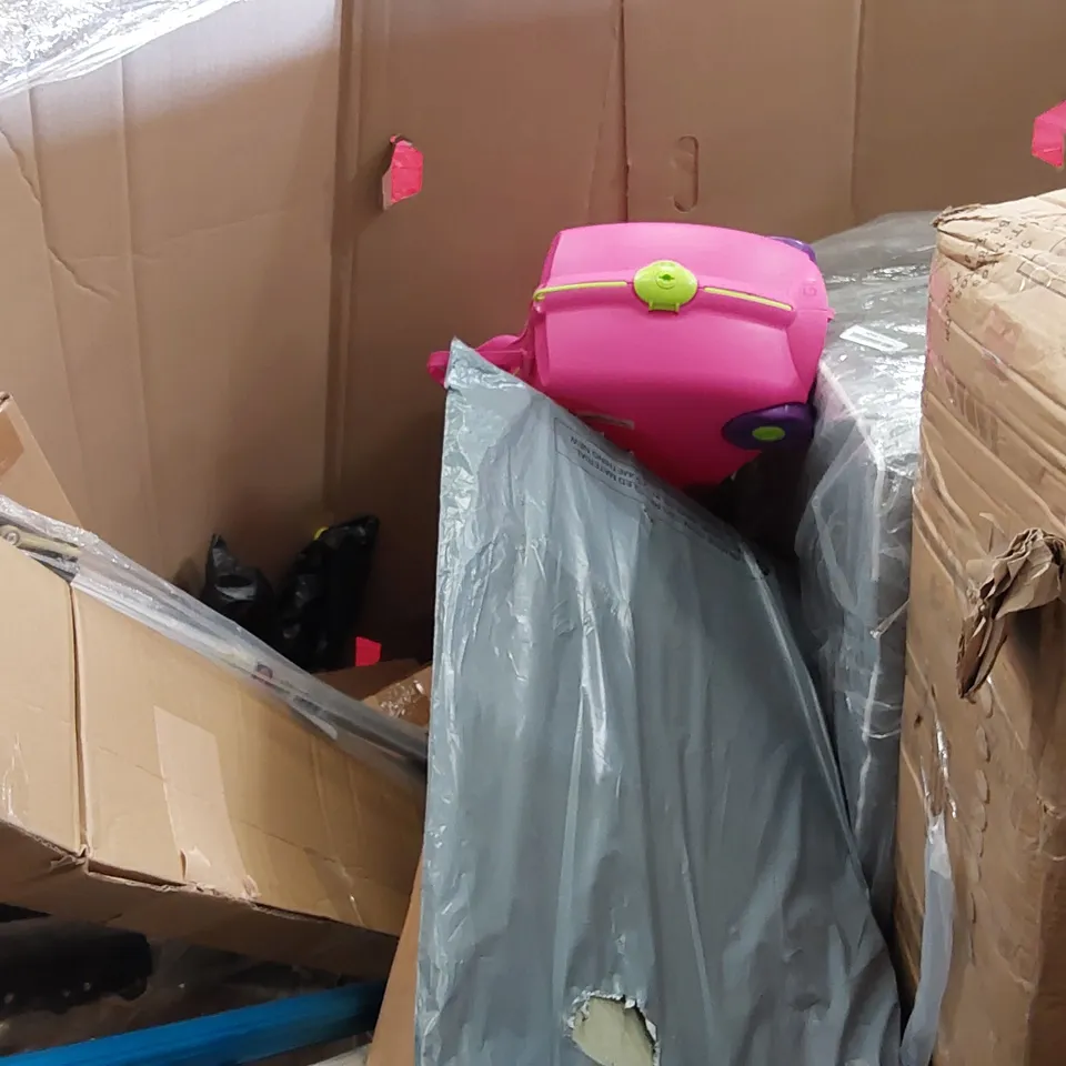 PALLET OF ASSORTED HOMEWARE AND CONSUMER PRODUCTS TO INCLUDE; PIZZA MAKER, ELECTRIC WEED SWEEPER, CLOTHES DRYING RACK, NESTING COFFEE TABLE ECT.