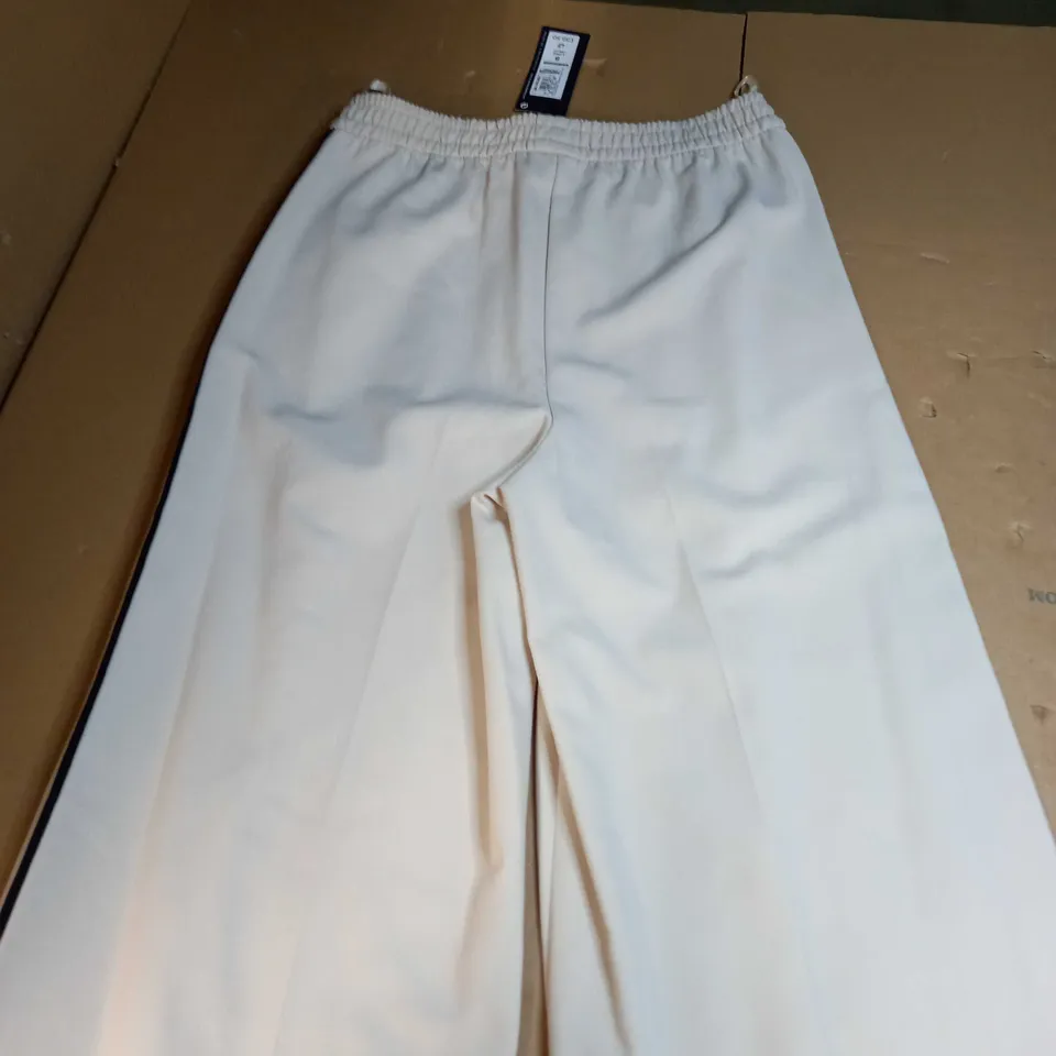 M&S WIDE HIGH RISE - SIZE 8